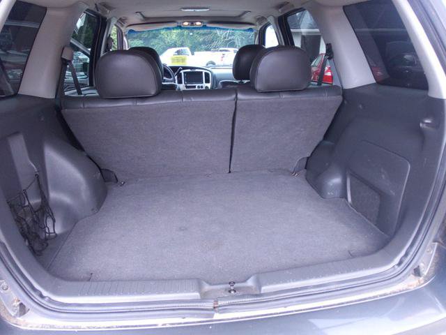 Used 2004 MAZDA Tribute LX w/ Luxury Pkg FWD image 19