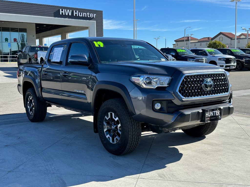 Used 2019 Toyota Tacoma TRD Off-Road image 8