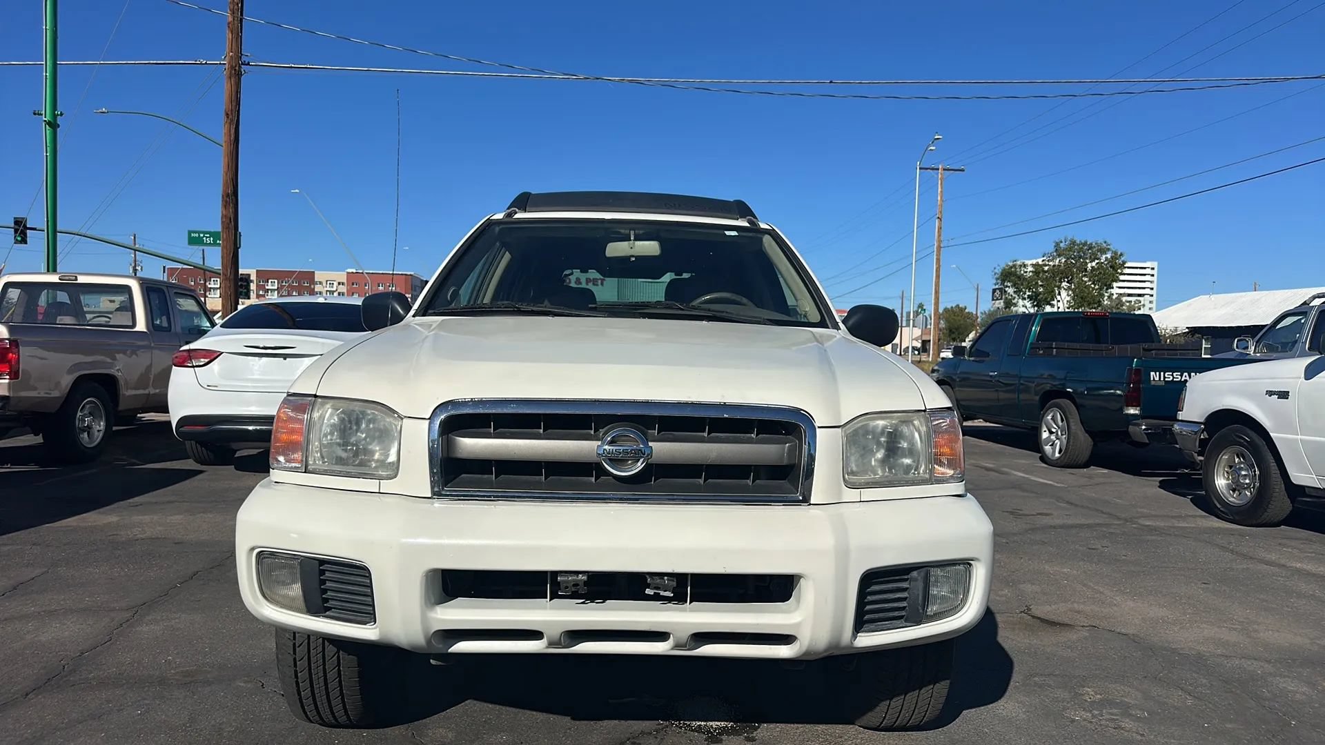 Used 2003 Nissan Pathfinder SE AWD/4WD image 4