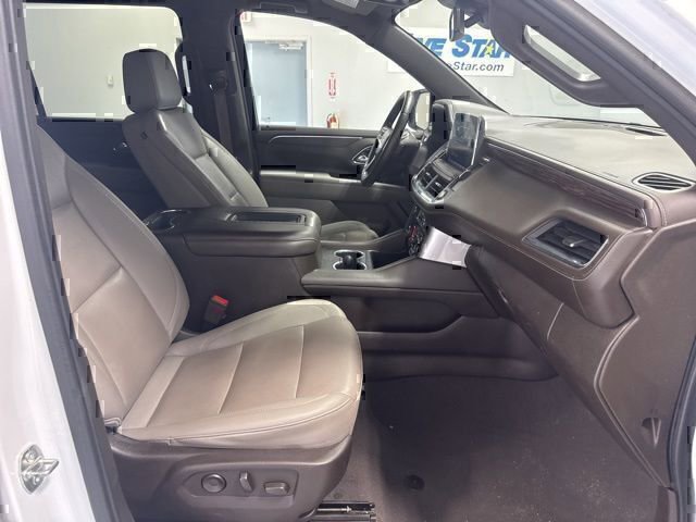 Used 2023 Chevrolet Suburban LT RWD image 22