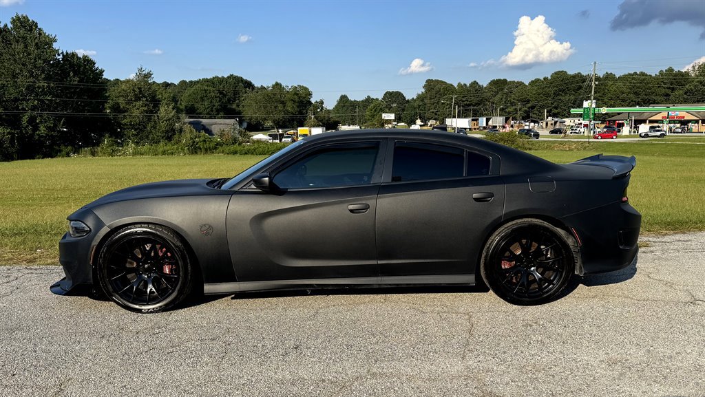 Used 2017 Dodge Charger R/T Scat Pack w/ Dynamics Package RWD image 12