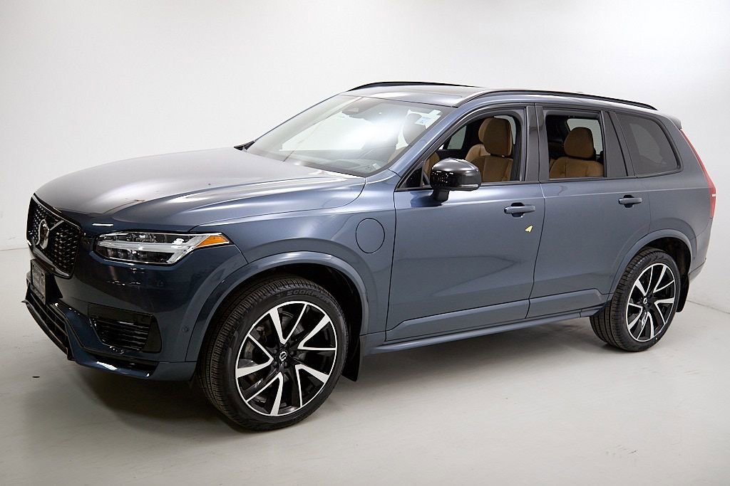 Certified 2023 Volvo XC90 T8 Ultimate w/ Protection Package Premier image 6