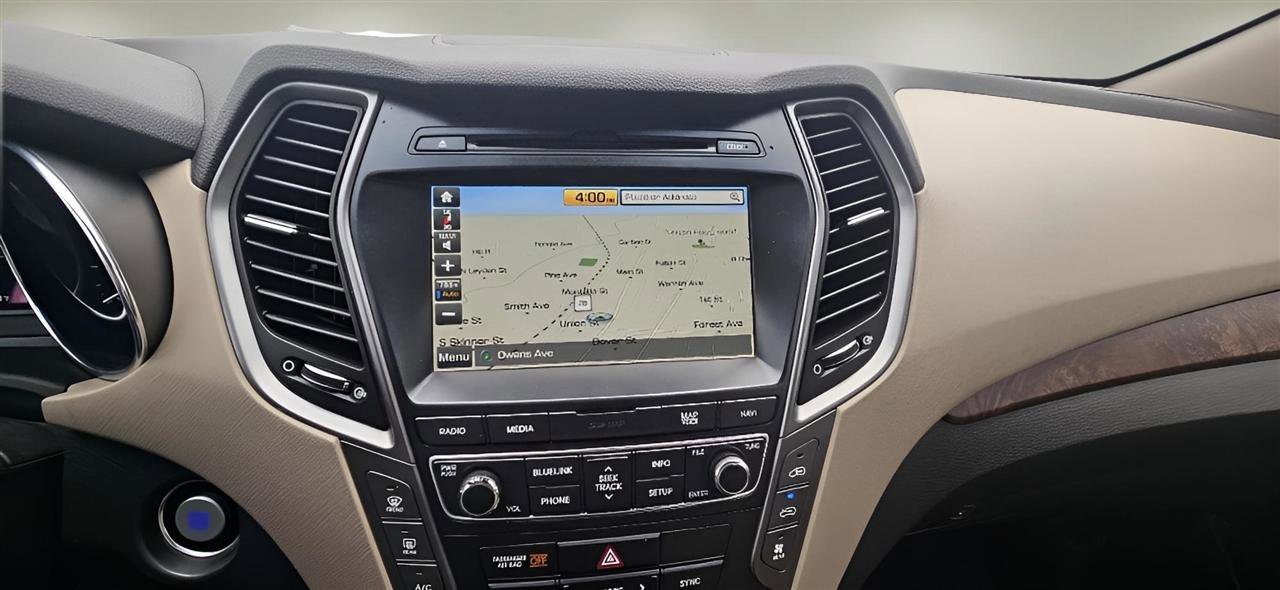 Used 2018 Hyundai Santa Fe SE Ultimate 3.3L Auto AWD image 8