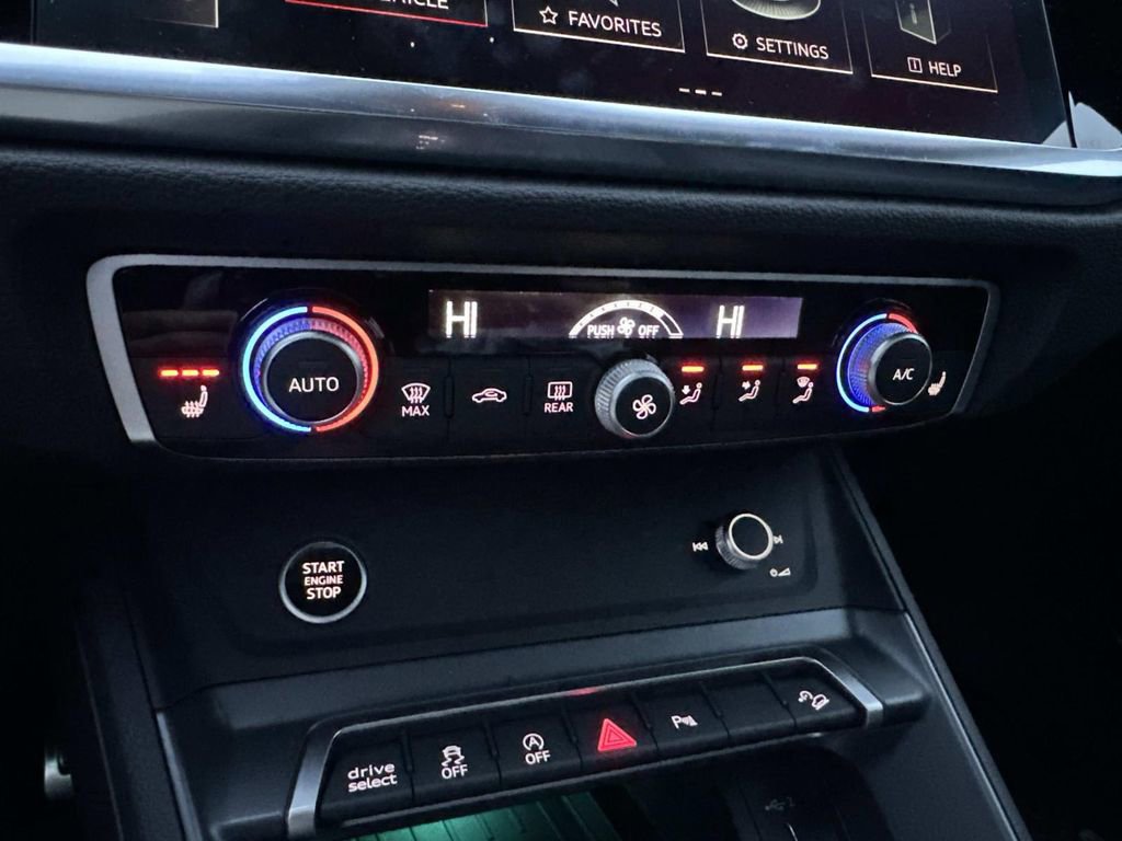 New 2025 Audi Q3 2.0T Premium Plus image 23