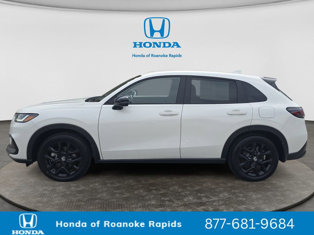 Used 2025 Honda HR-V Sport image 2