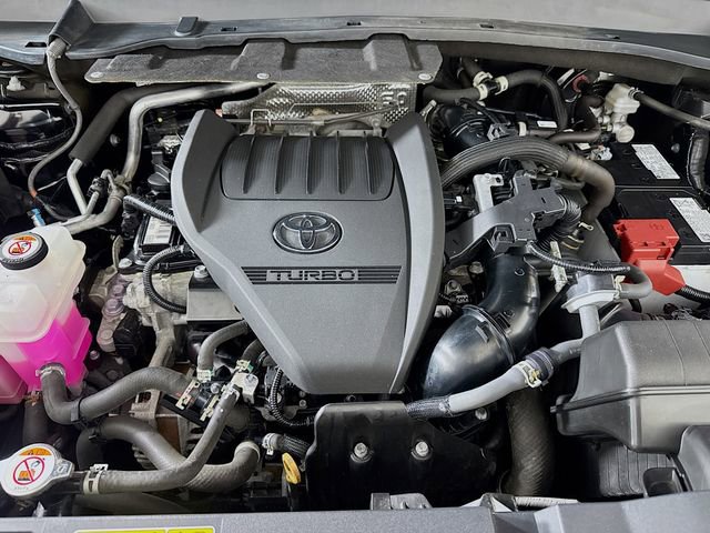 Certified 2024 Toyota Grand Highlander AWD image 32