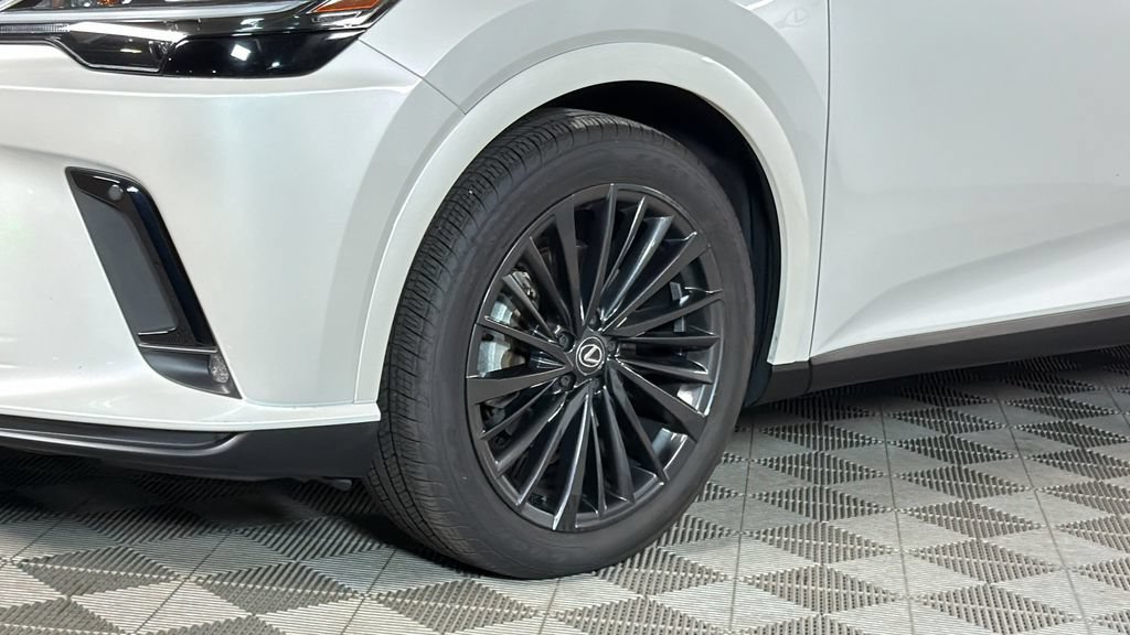 Certified 2025 Lexus RX 350 Premium AWD/4WD image 4