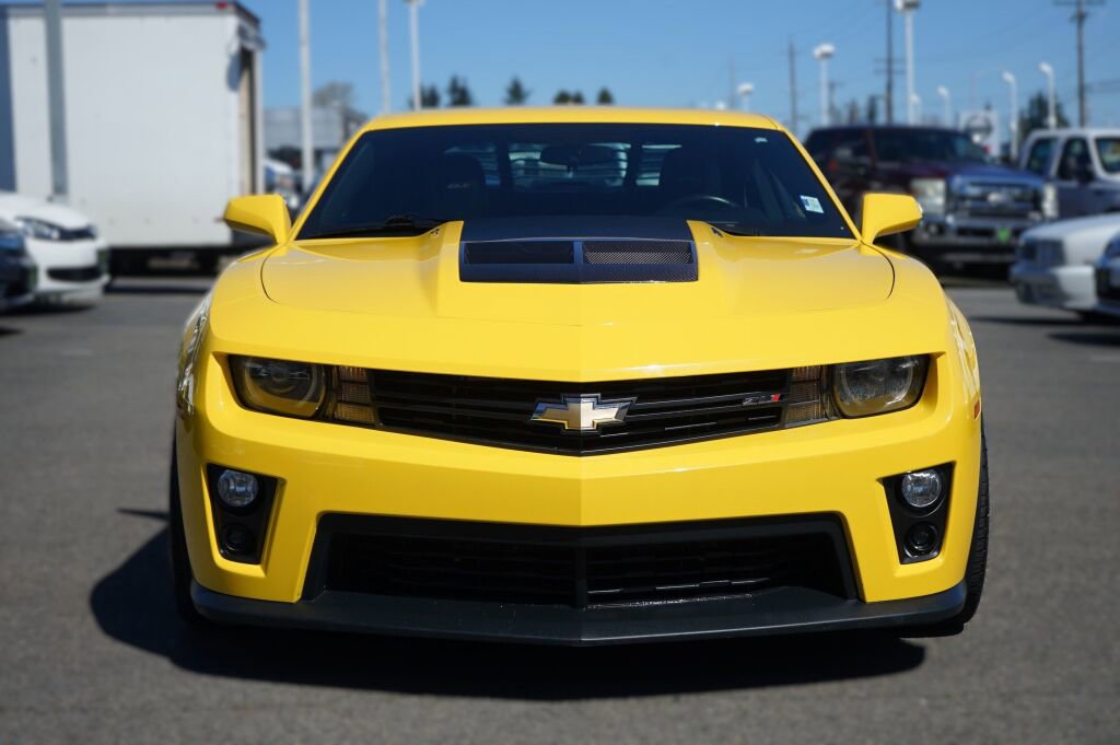 Used 2013 Chevrolet Camaro ZL1 image 8