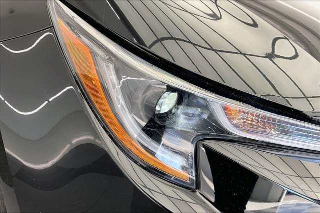 Used 2024 Toyota Corolla LE image 29