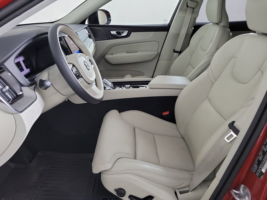 Used 2024 Volvo XC60 B5 Ultimate w/ Protection Package Premier AWD/4WD image 21