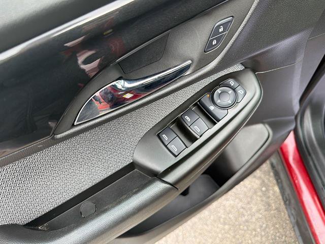 Used 2024 Chevrolet TrailBlazer LT w/ LT Cold Weather Package AWD/4WD image 15