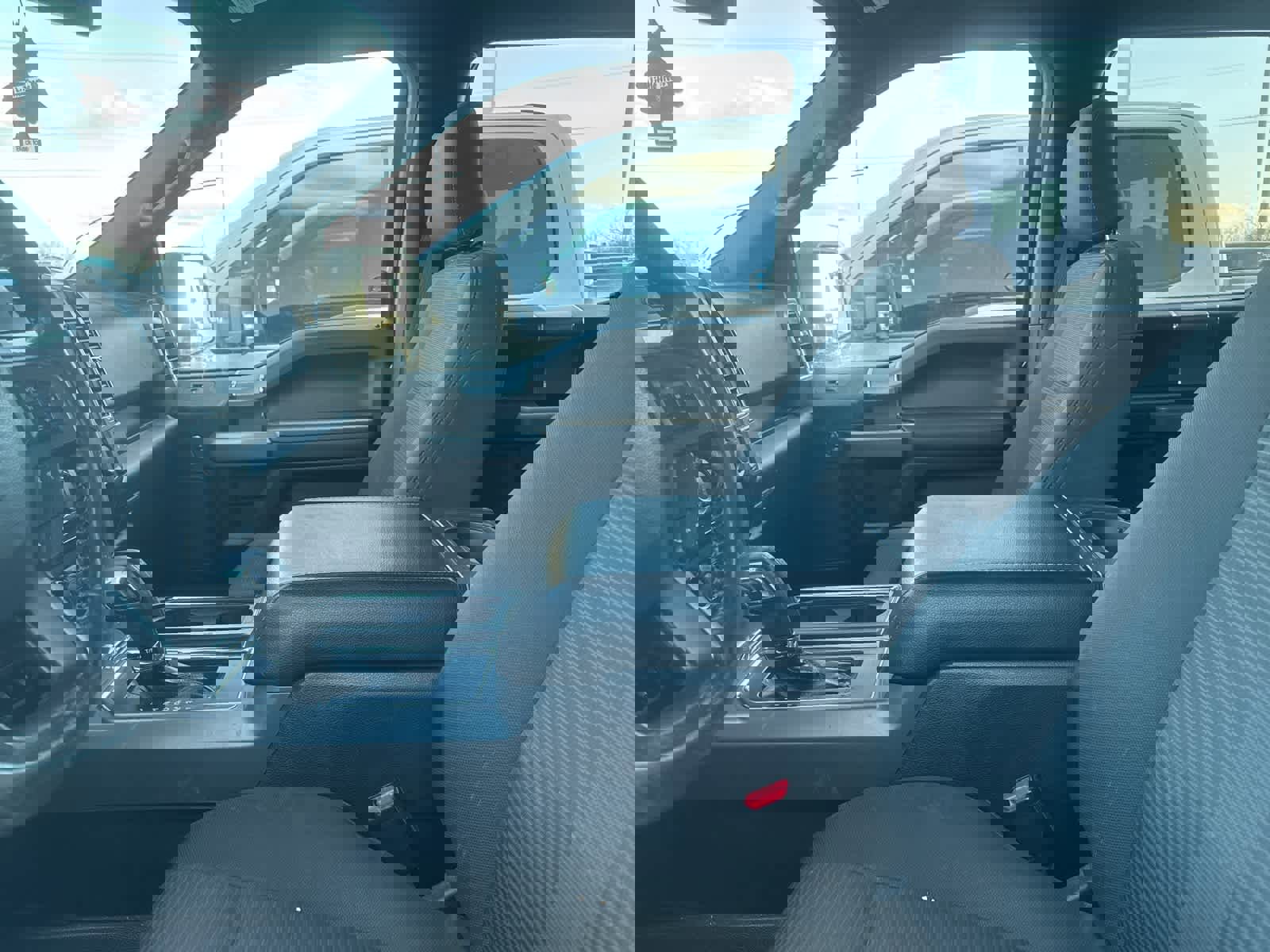 Used 2017 Ford F150 XLT w/ Equipment Group 302A Luxury image 28