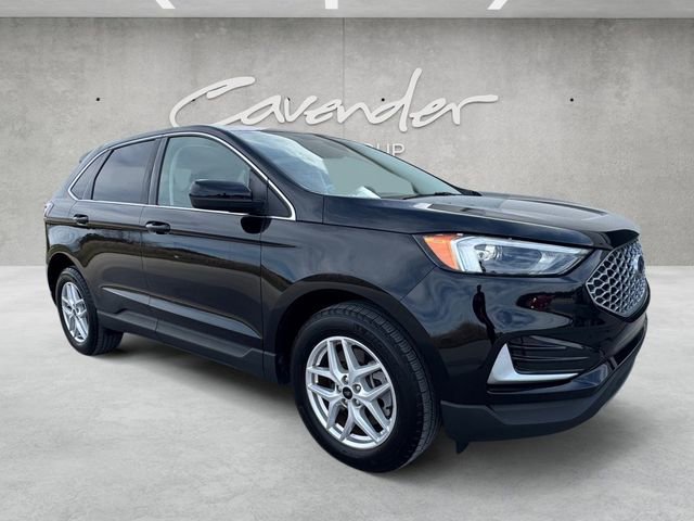 Used 2024 Ford Edge SEL image 2