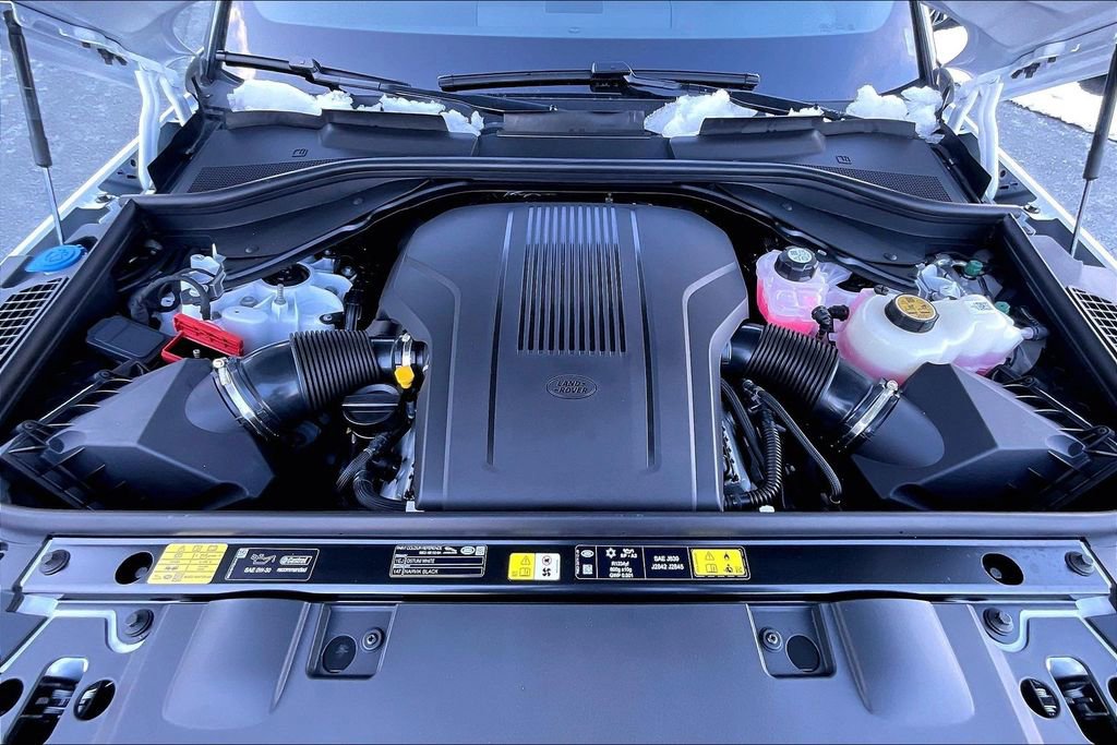 New 2026 Land Rover Range Rover Sport Dynamic SE AWD/4WD image 12