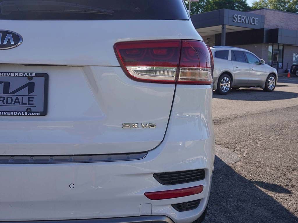 Used 2016 Kia Sorento SX AWD/4WD image 16
