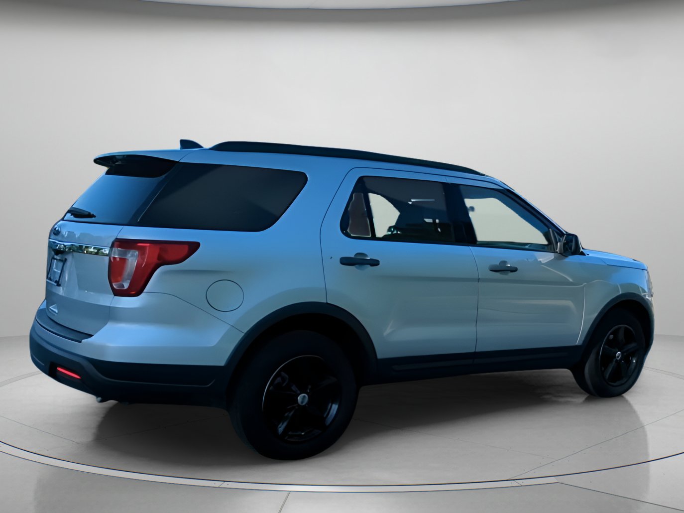 Used 2018 Ford Explorer FWD image 29