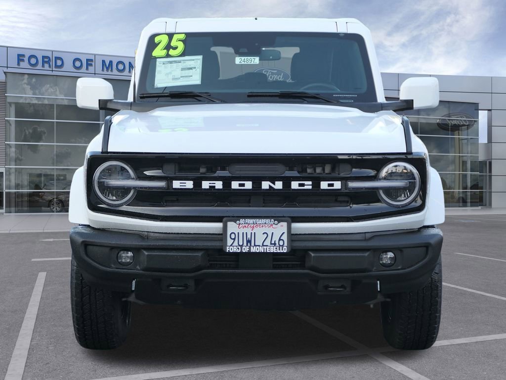 Used 2025 Ford Bronco Outer Banks image 9