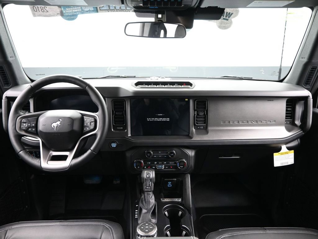 New 2025 Ford Bronco Badlands image 32