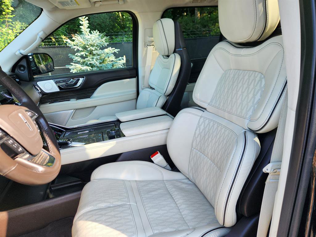 Certified 2021 Lincoln Navigator Black Label image 33