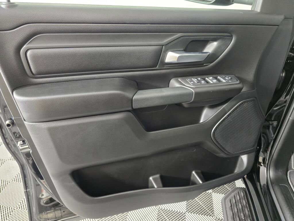 New 2026 RAM 1500 Express AWD/4WD image 19