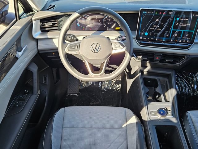 New 2026 Volkswagen Tiguan SE FWD image 7