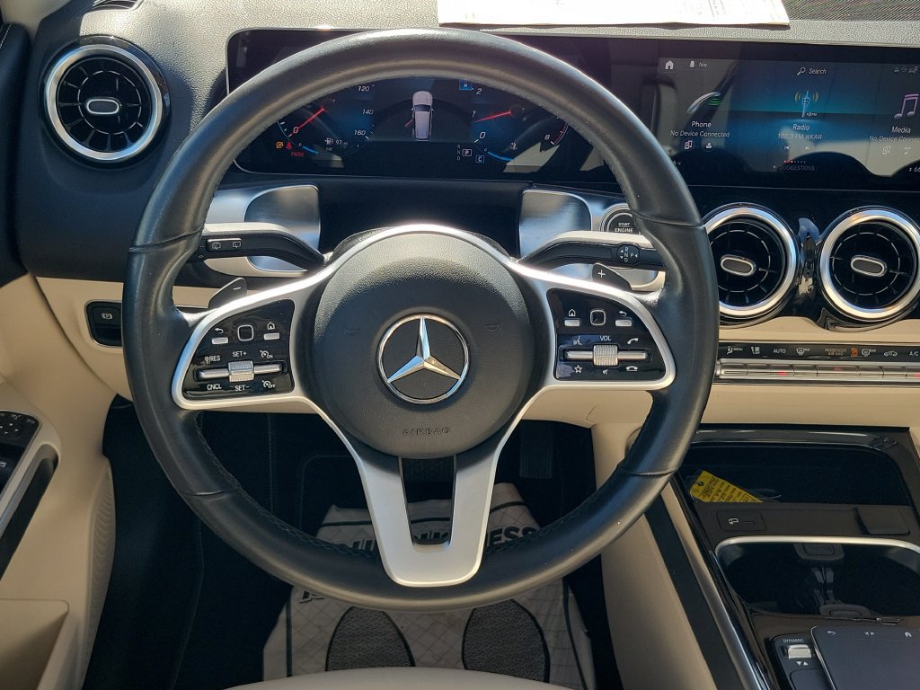 Used 2021 Mercedes-Benz GLB 250 4MATIC image 29