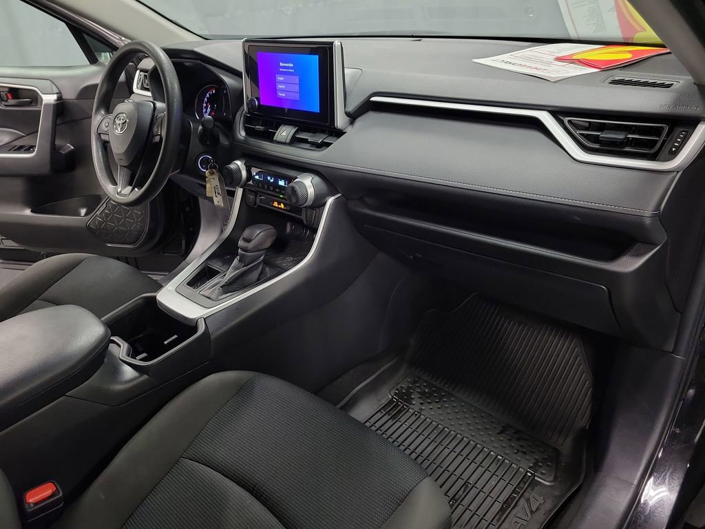 Used 2023 Toyota RAV4 LE FWD image 23