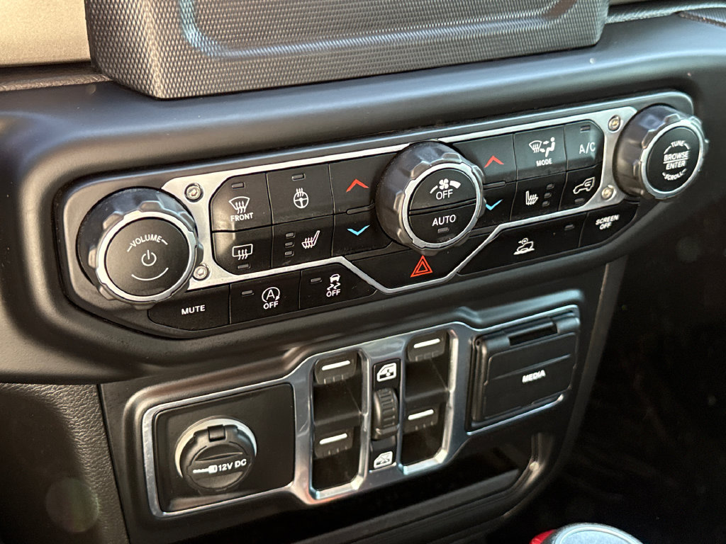 Used 2020 Jeep Gladiator Sport w/ Quick Order Package 24S AWD/4WD image 28