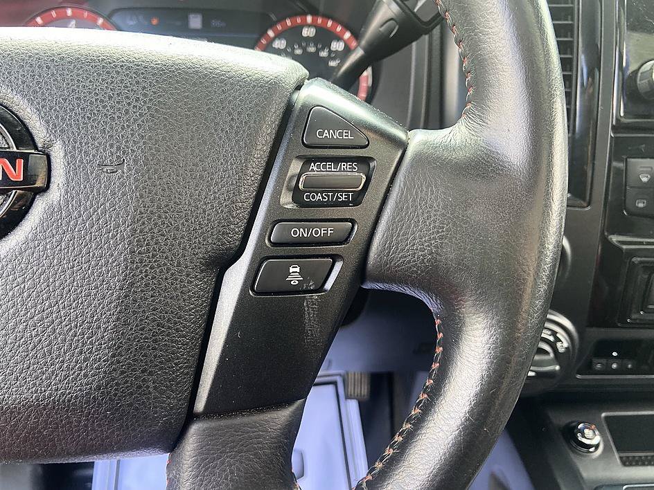 Used 2021 Nissan Titan PRO-4X w/ Pro-4x Convenience Package AWD/4WD image 21