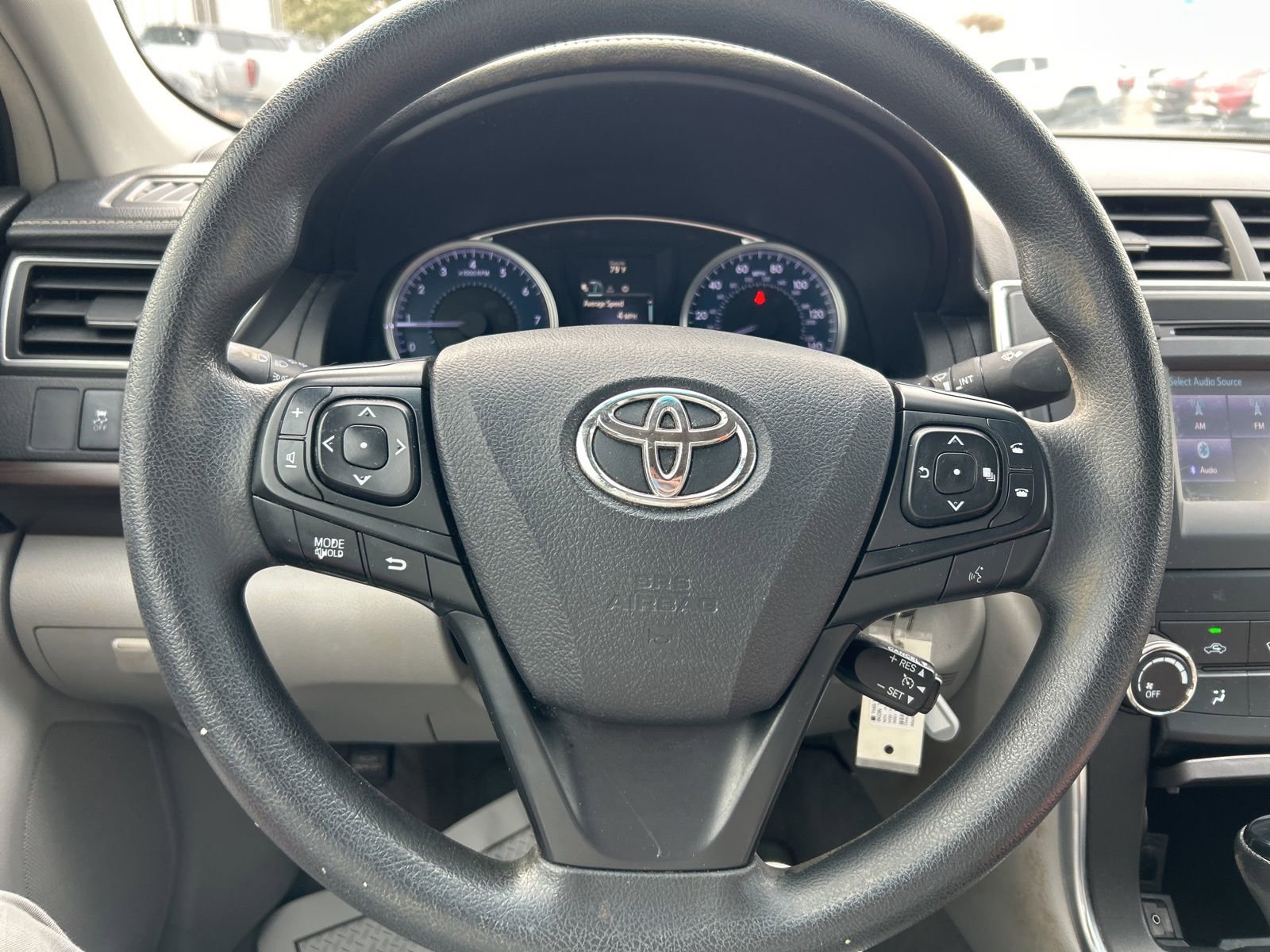 Used 2017 Toyota Camry LE image 12