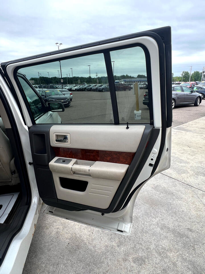 Used 2011 Ford Flex Limited image 14