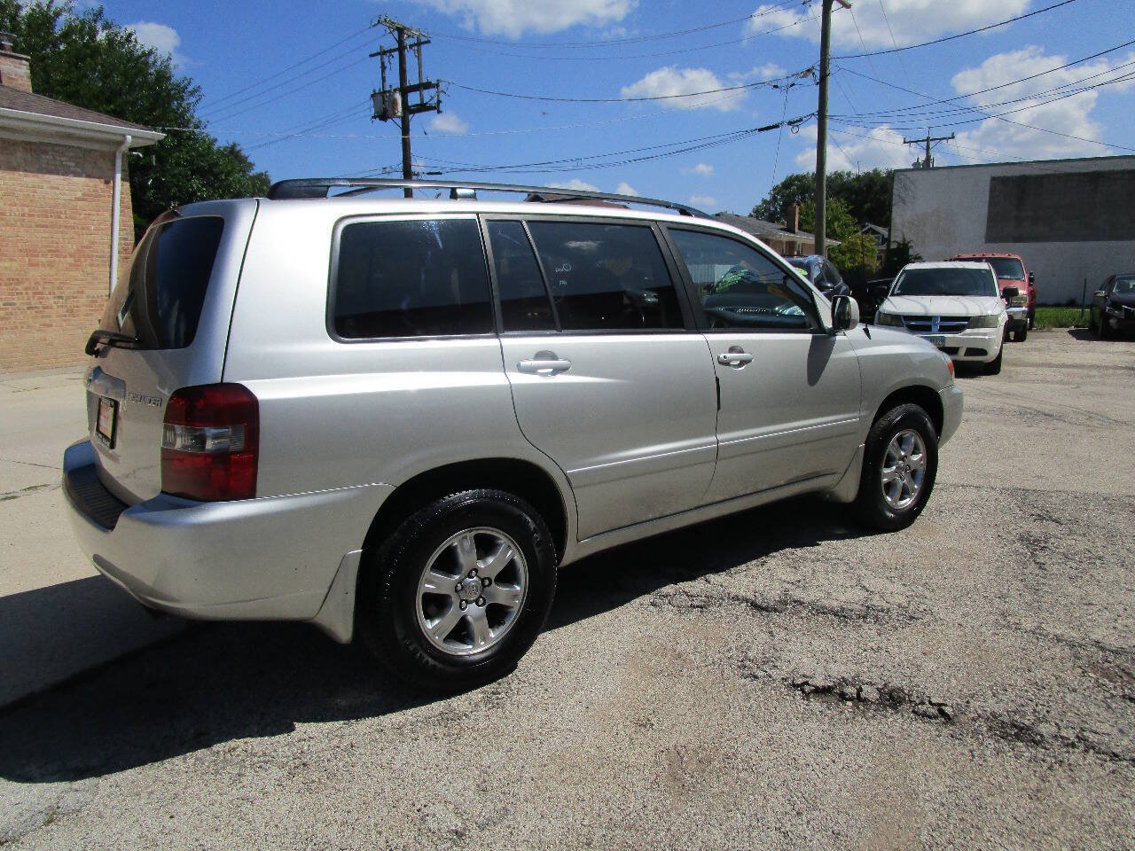 Used 2006 Toyota Highlander 4WD V6 w/ Appearance Pkg image 3