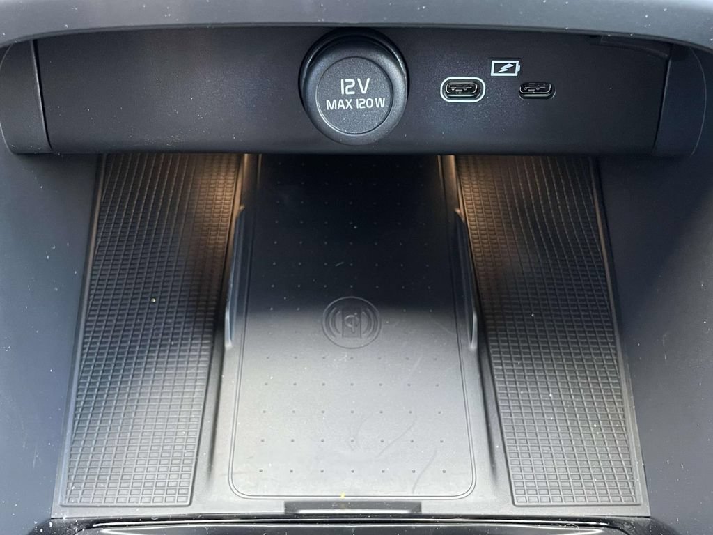 New 2026 Volvo EX40 Ultra AWD/4WD image 18
