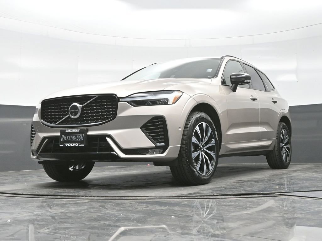 Used 2025 Volvo XC60 B5 Plus image 20