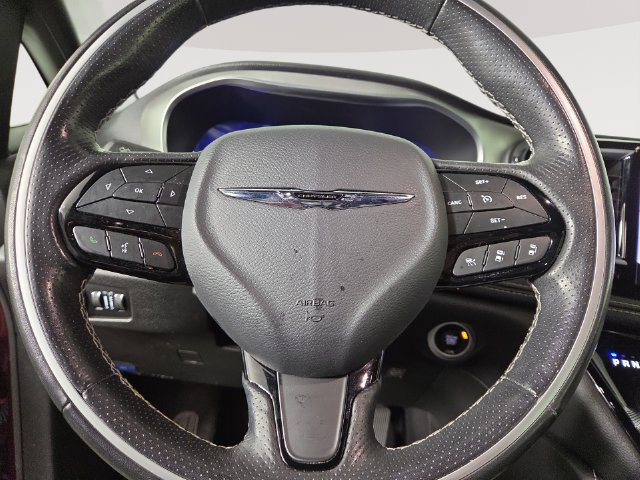 Used 2021 Chrysler Pacifica Limited w/ Uconnect Theater Family Group AWD/4WD image 21