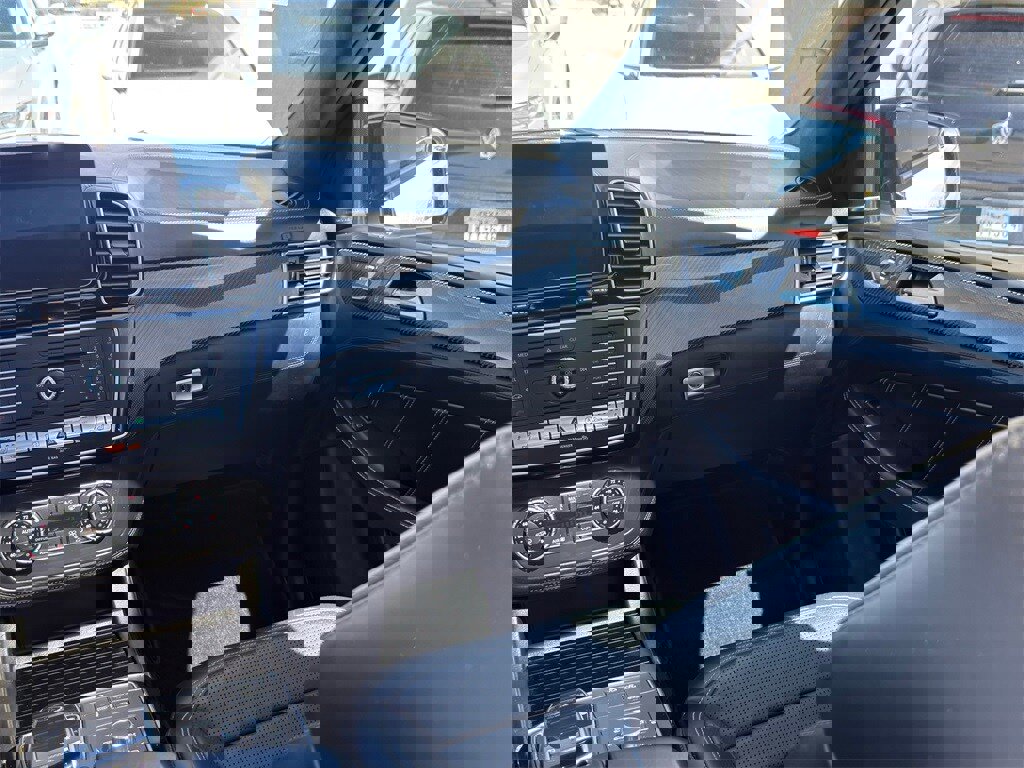 Used 2018 Mercedes-Benz GLE 63 AMG S image 32