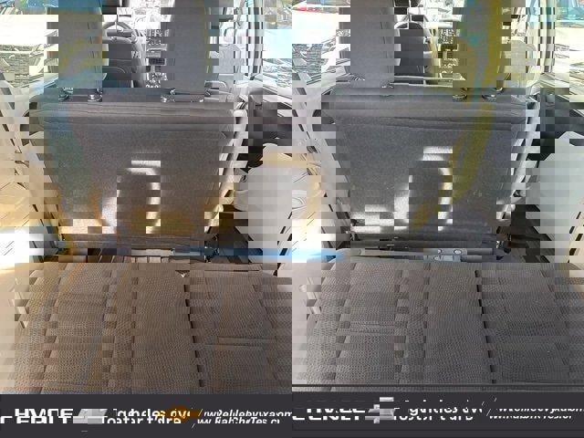 Used 2018 Dodge Grand Caravan SE w/ UConnect Hands-Free Group image 12