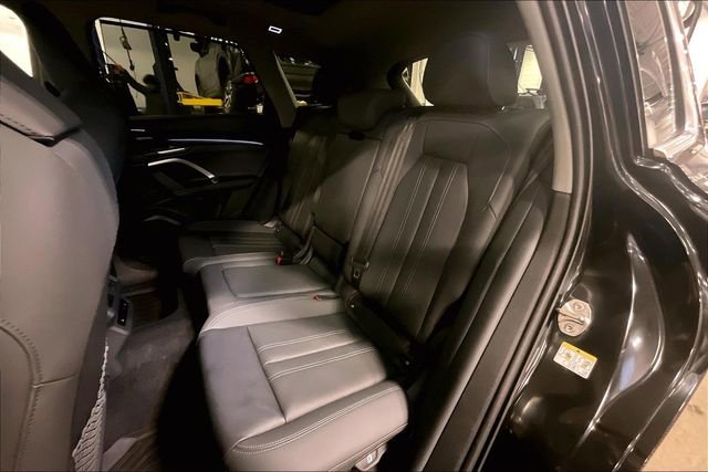 Used 2025 Audi Q5 Prestige image 26
