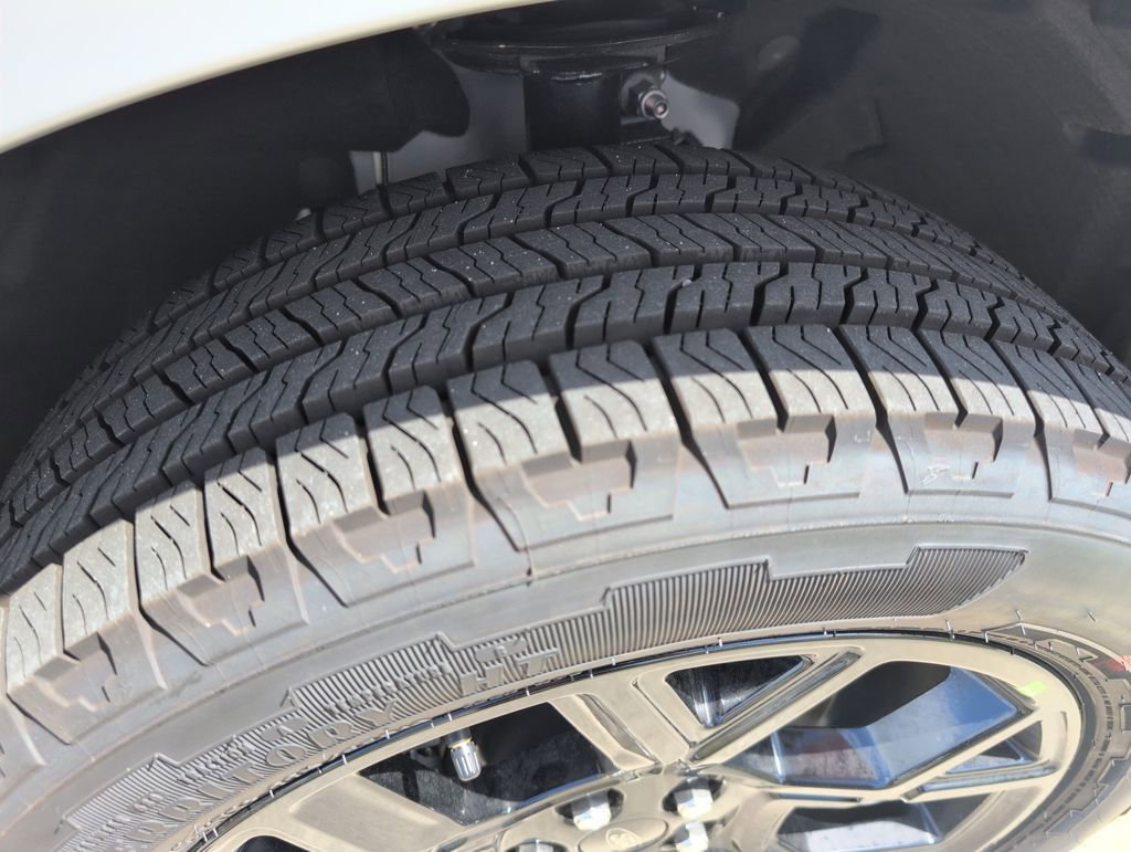 New 2026 Ford Maverick Lobo image 19