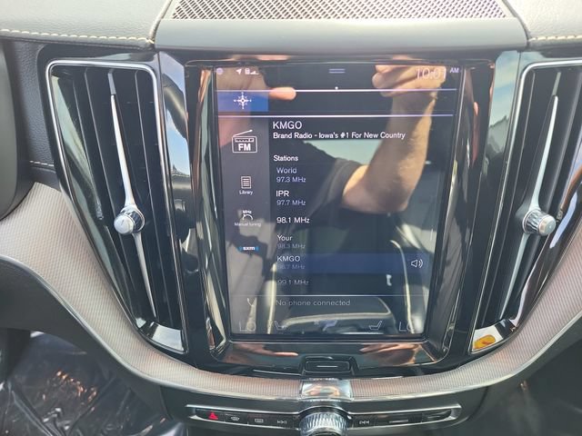 Used 2021 Volvo XC60 T5 R-Design w/ Protection Package Premier AWD/4WD image 22
