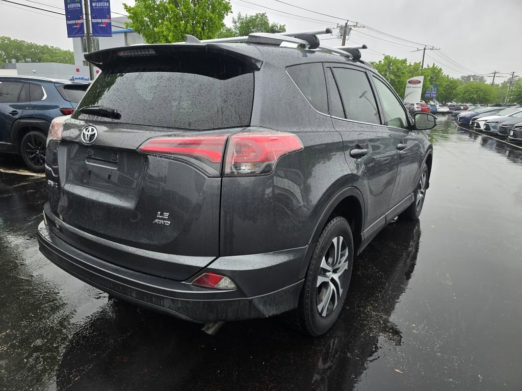 Used 2016 Toyota RAV4 LE AWD/4WD image 7