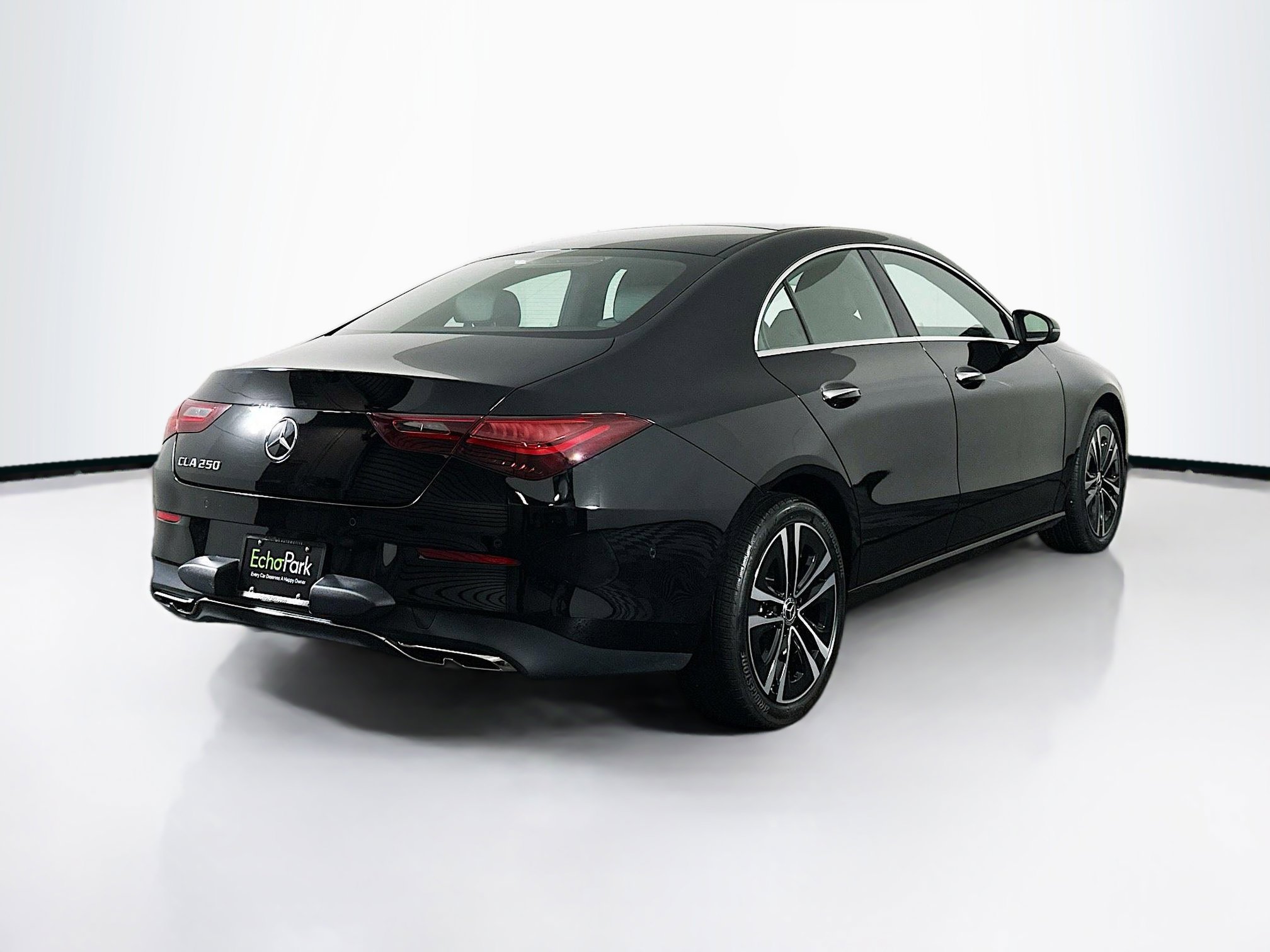 Used 2025 Mercedes-Benz CLA 250 image 9