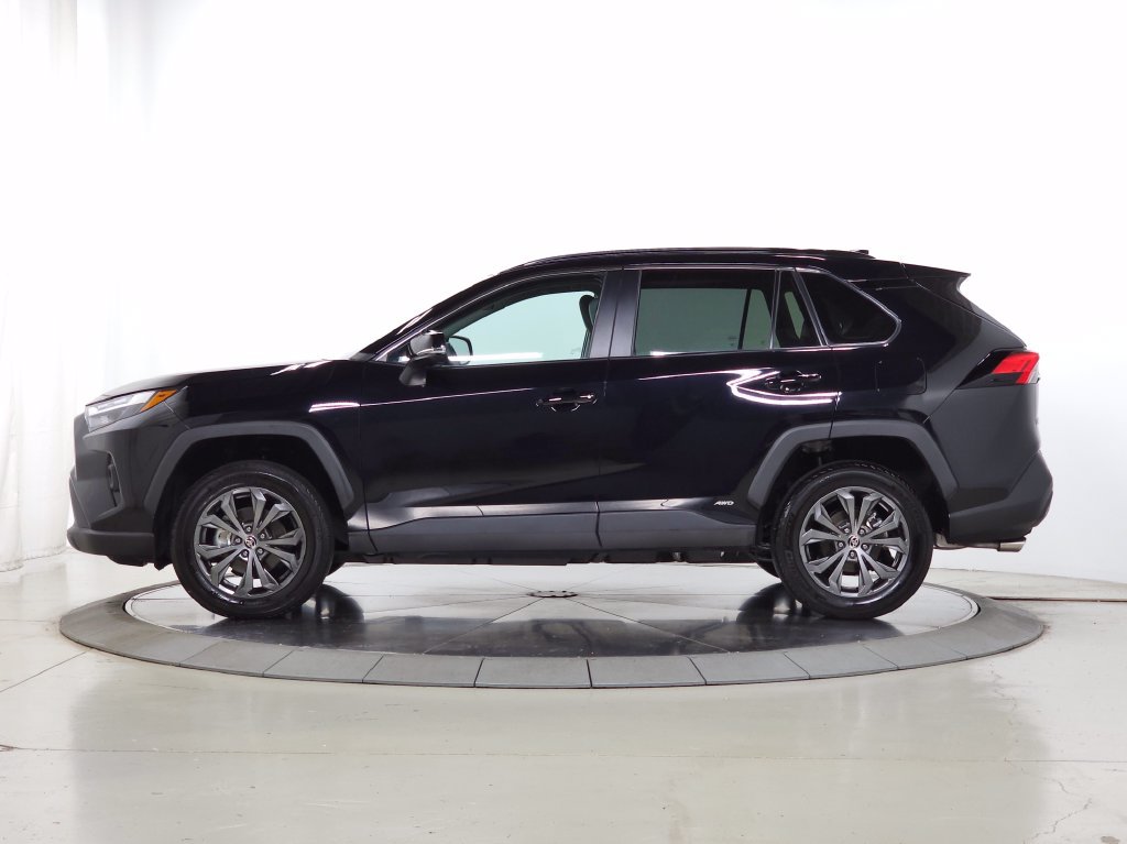 Used 2025 Toyota RAV4 XLE Premium w/ Weather Package AWD/4WD image 2