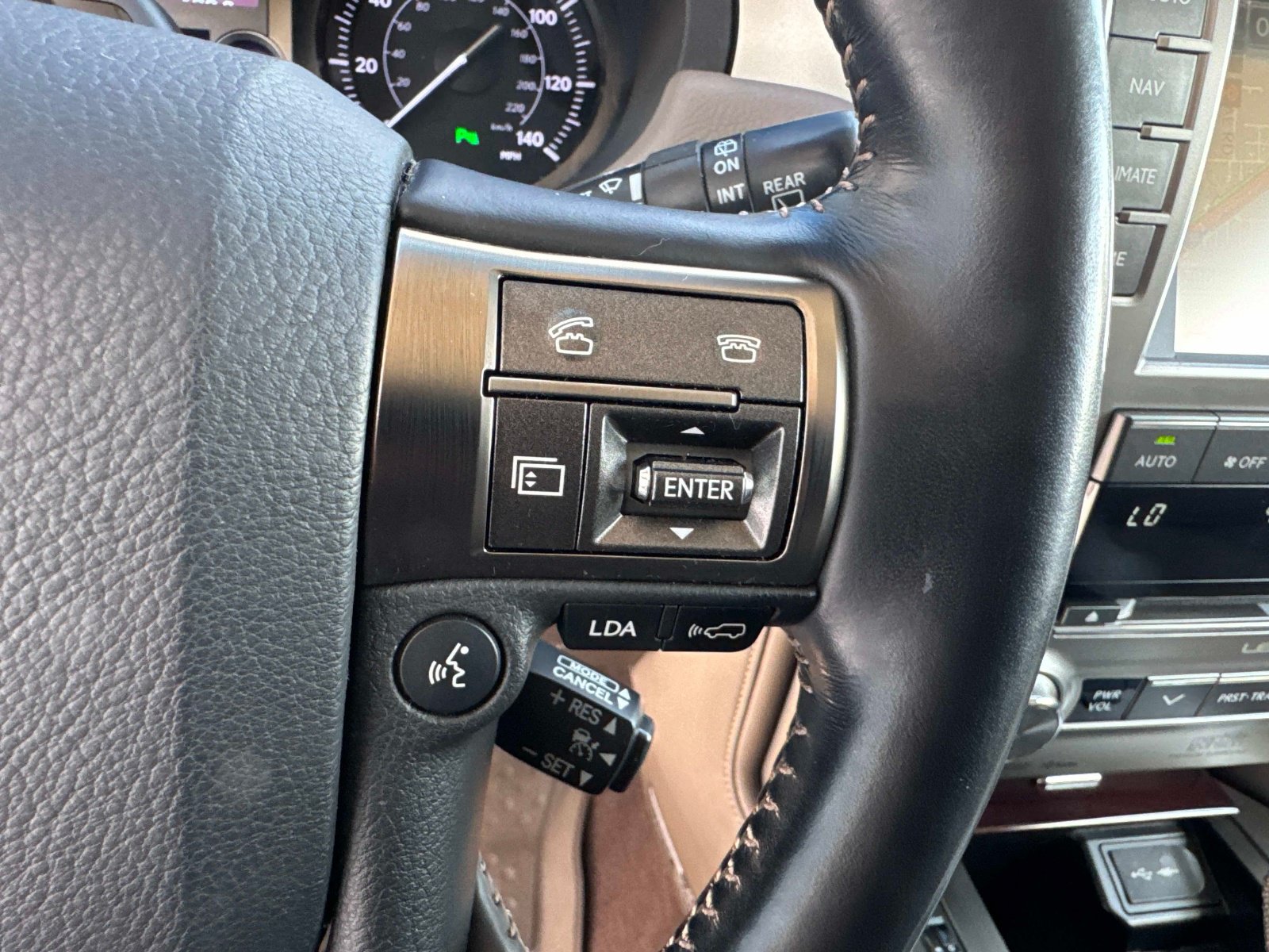 Used 2019 Lexus GX 460 Luxury AWD/4WD image 30