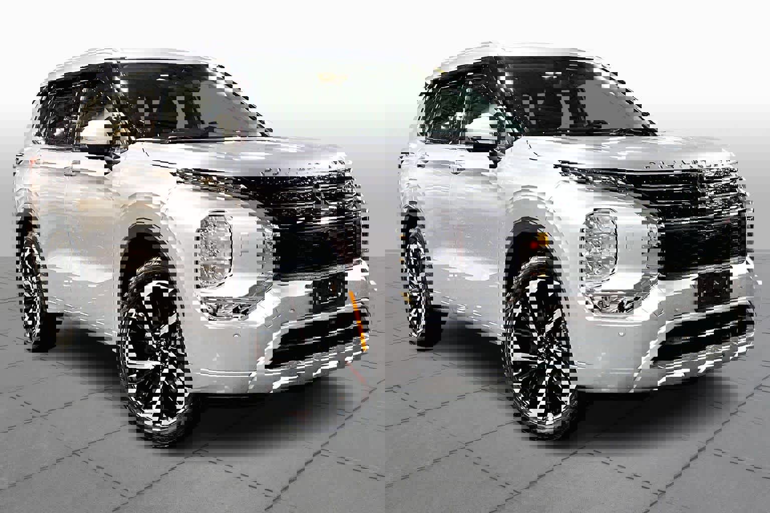 Used 2022 Mitsubishi Outlander SEL image 2