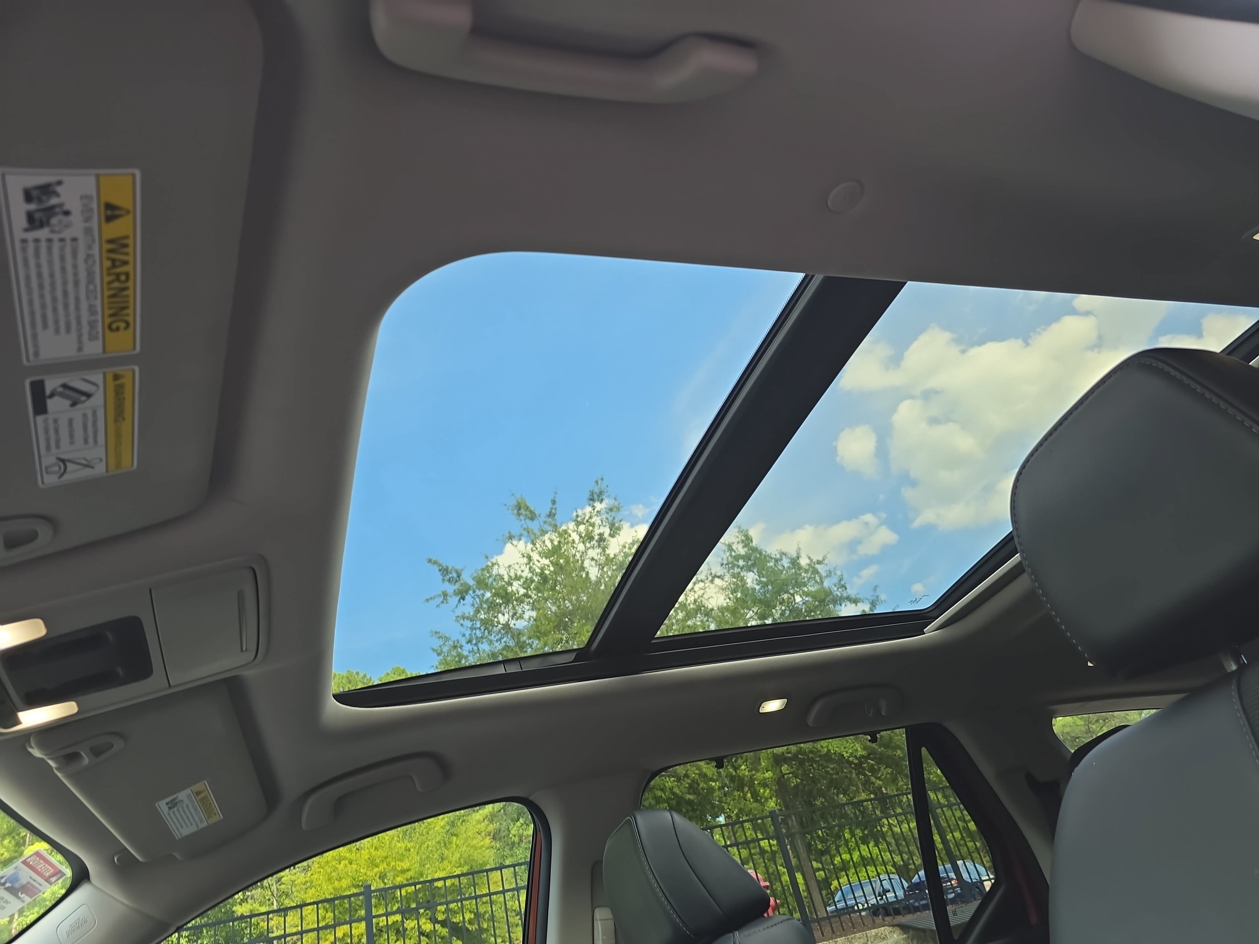 Used 2023 Honda Pilot Touring image 32