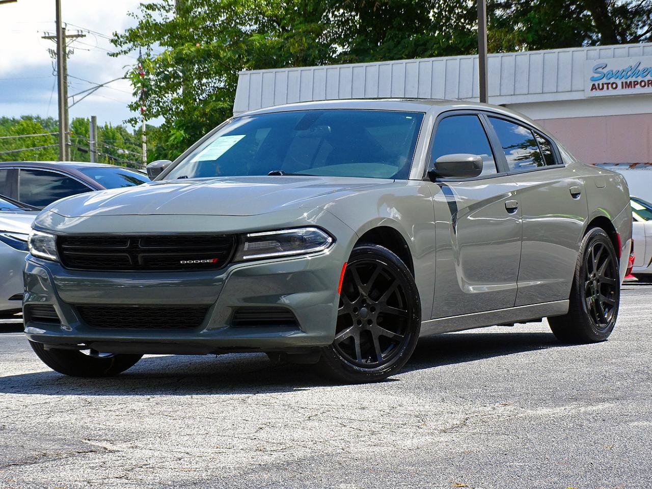 Used 2019 Dodge Charger SXT RWD image 5