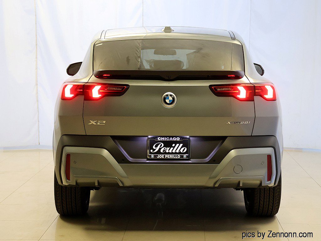 New 2026 BMW X2 xDrive28i w/ Technology Package AWD/4WD image 7