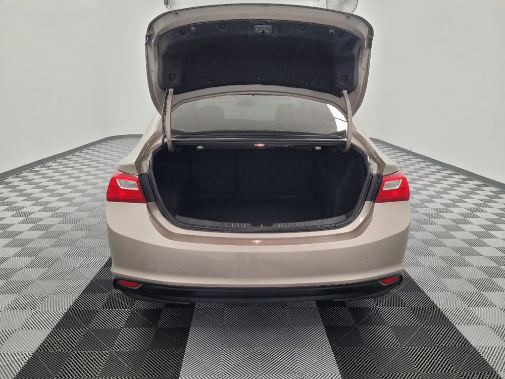 Used 2022 Chevrolet Malibu LS FWD image 29