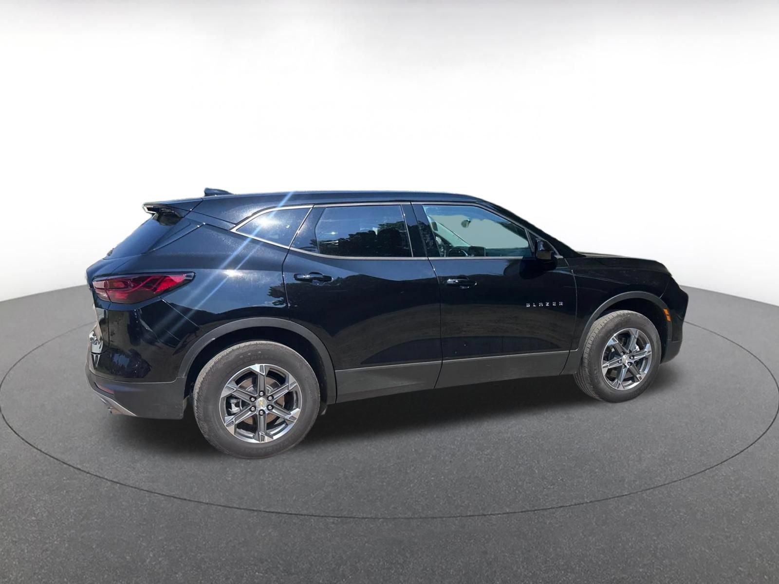 Used 2026 Chevrolet Blazer LT FWD image 17